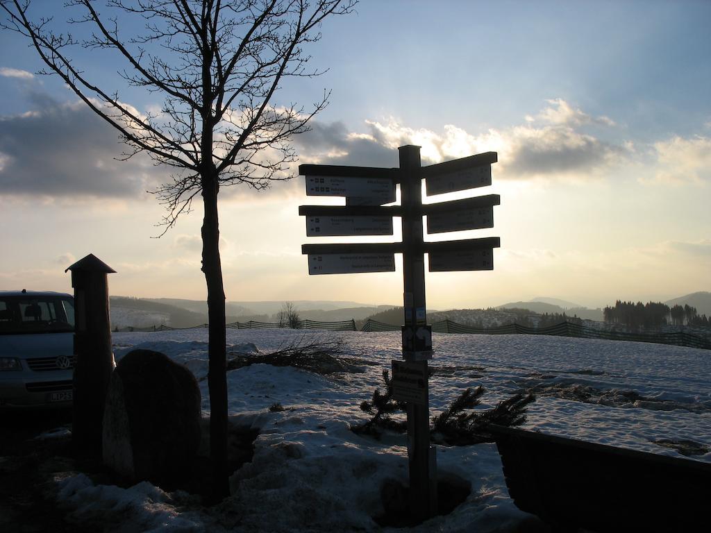 Ferienwohnungen Landgasthof Gilsbach Winterberg Exterior foto